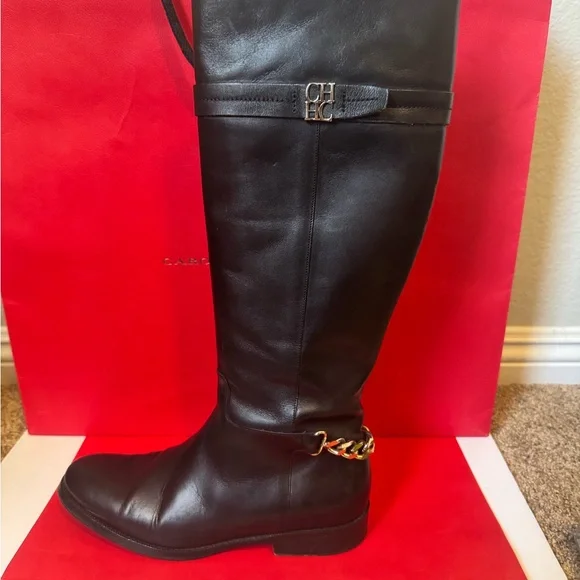 Elegant Carolina Herrera Black Leather Boots - Picture 11 of 12